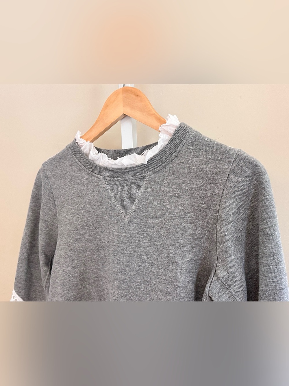 Sea New York Small Gray Eyelet Lace Ruffle Sweatshirt Romantic Boho - Picture 6 of 11